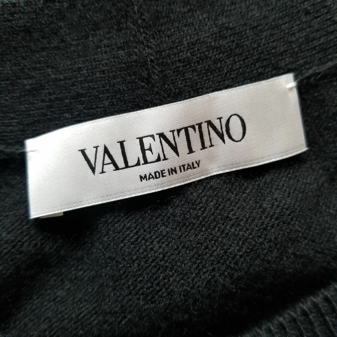 VALENTINO(ヴァレンティノ)のVALENTINO　カーディガン　S　レース　刺繍　チョーカー　ボウタイ付き レディースのトップス(カーディガン)の商品写真