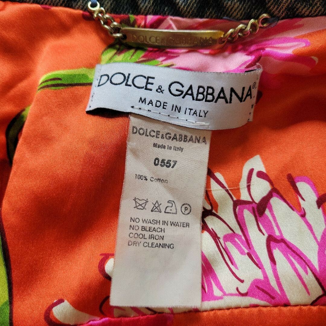 DOLCE&GABBANA(ドルチェアンドガッバーナ)の♥️クリーニング済♥️美品♥️【DOLCE&GABBANA】38 綿100％ レディースのジャケット/アウター(Gジャン/デニムジャケット)の商品写真