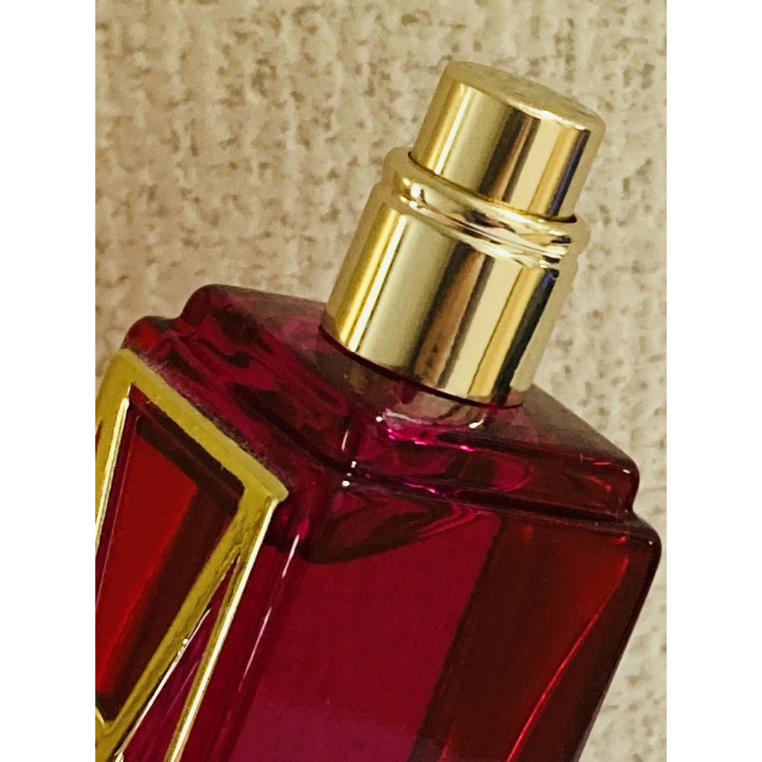 Victoria's Secret(ヴィクトリアズシークレット)のベリーセクシータッチ　香水 コスメ/美容の香水(香水(女性用))の商品写真