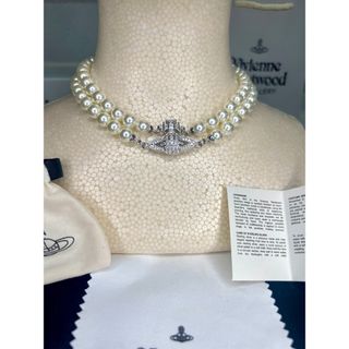 ヴィヴィアンウエストウッド(Vivienne Westwood)のヴィヴィアンウエストウッド　二層パールチョーカー　ネックレス(ネックレス)