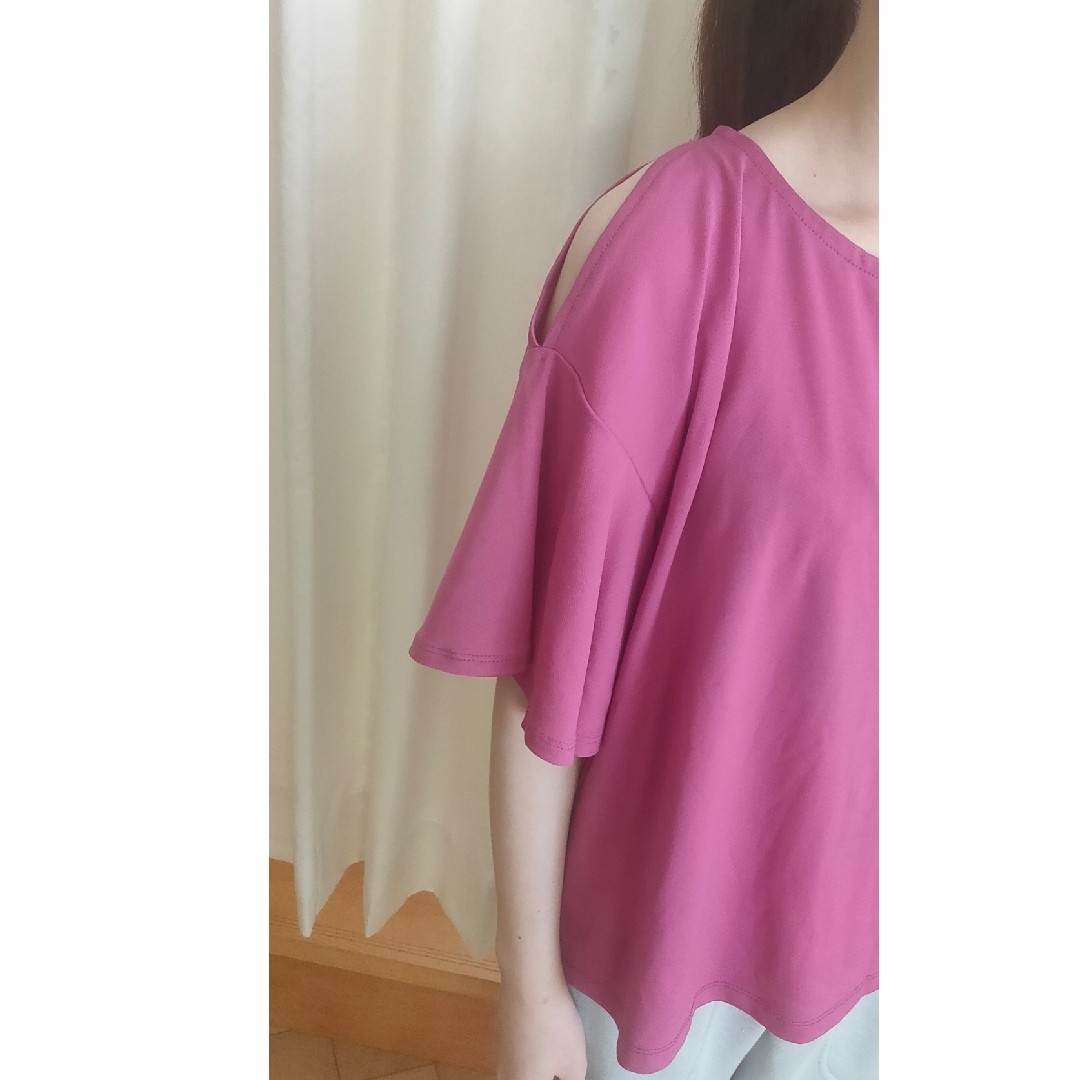 INGNI(イング)のピンクTシャツ　M レディースのトップス(Tシャツ(半袖/袖なし))の商品写真