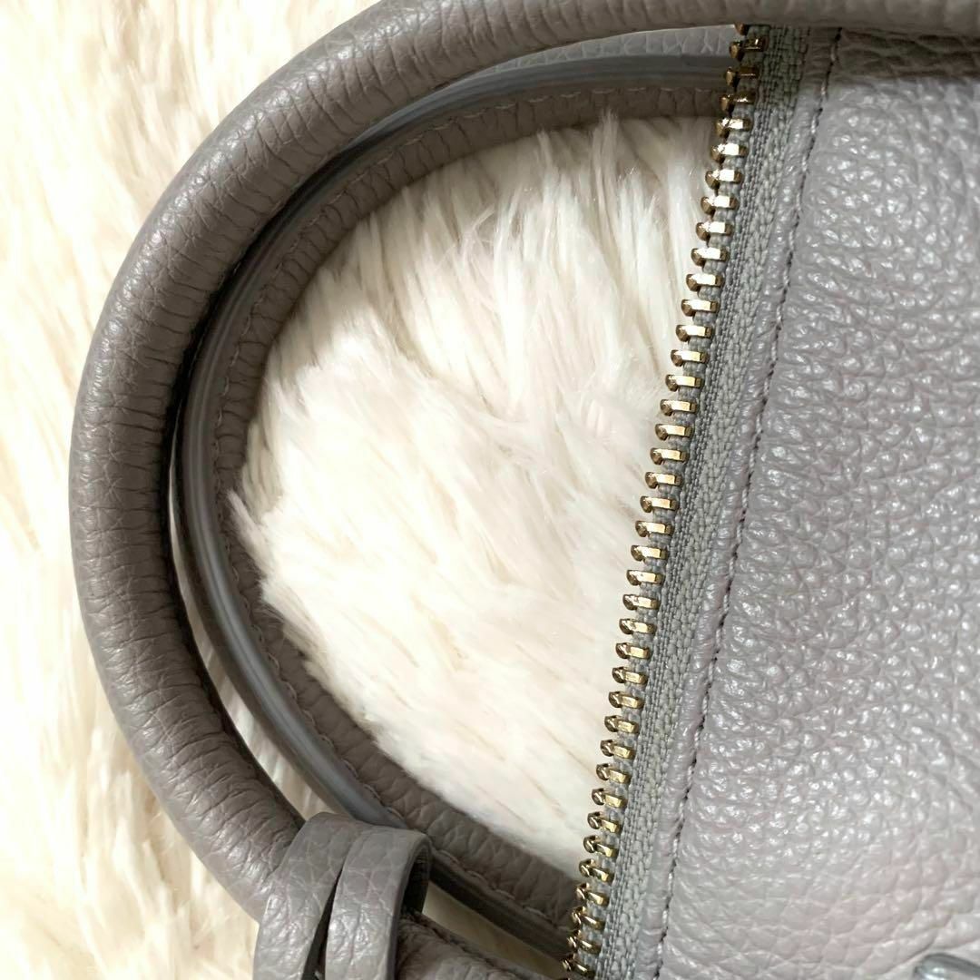 Furla(フルラ)の美品✨フルラ ハンドバッグ 2way テッサ スモール レザー グレージュ レディースのバッグ(ショルダーバッグ)の商品写真