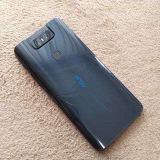 エイスース(ASUS)の①Zenfone6 ZS630KL 液晶他部品一式（ マザーボード取外し済）(その他)