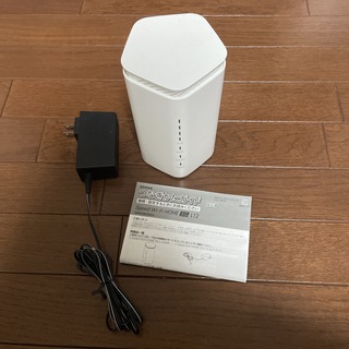 エーユー(au)のSpeed Wi-Fi HOME 5G L12(PC周辺機器)