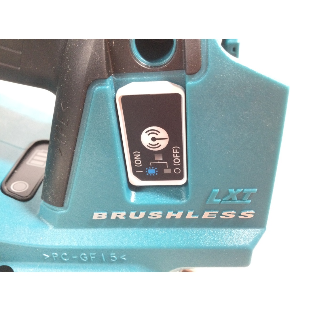 Makita - ☆未使用品☆makita マキタ 18V 82mm 充電式カンナ Makita - ☆未使用品☆makita マキタ 18V 82mm 充電式カンナ