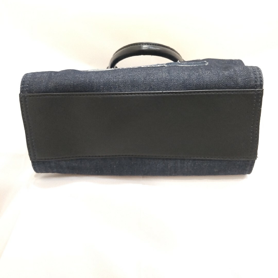 DIESEL(ディーゼル)のDIESEL ディーゼル ハンドバッグ デニム インディゴブルー レディースのバッグ(ハンドバッグ)の商品写真
