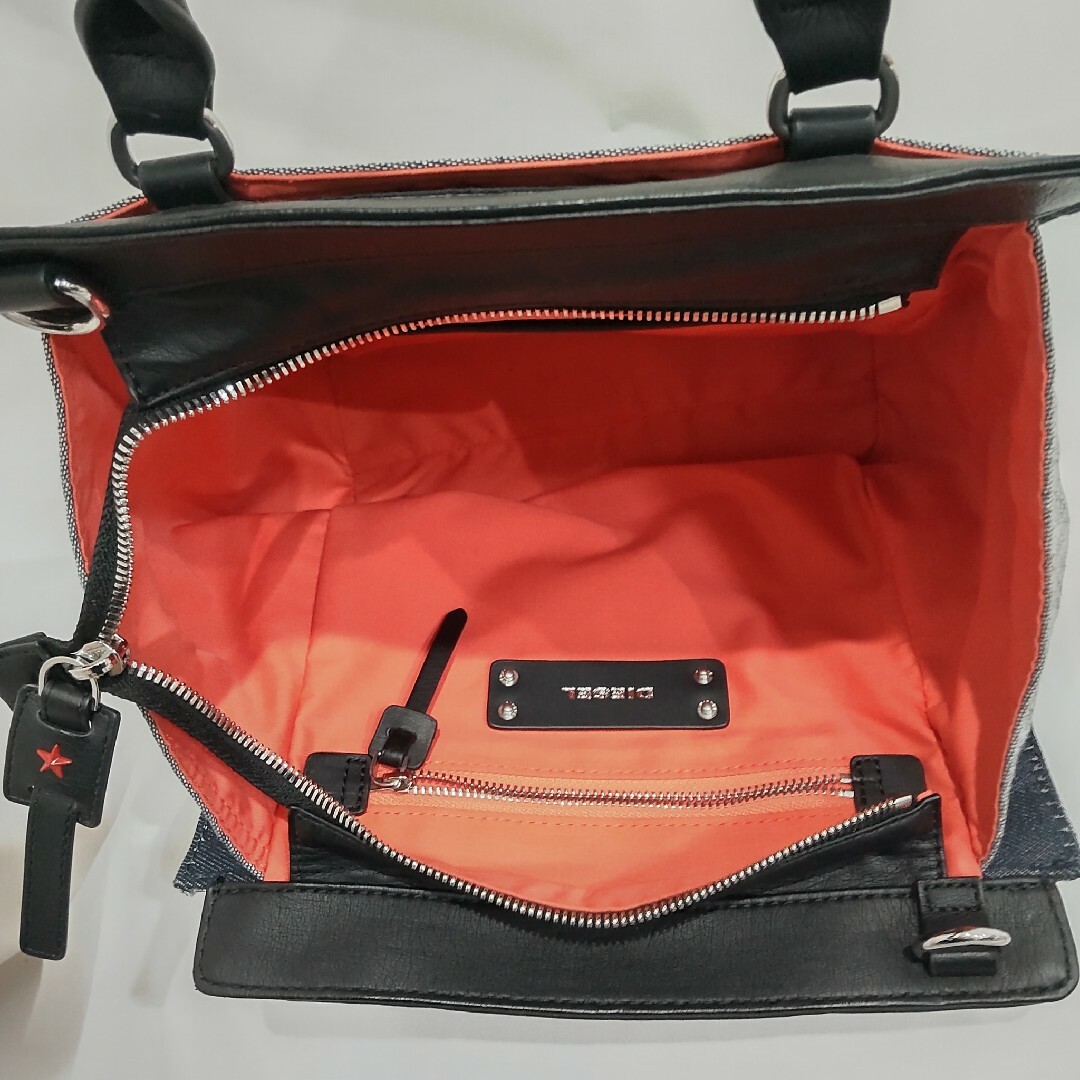 DIESEL(ディーゼル)のDIESEL ディーゼル ハンドバッグ デニム インディゴブルー レディースのバッグ(ハンドバッグ)の商品写真