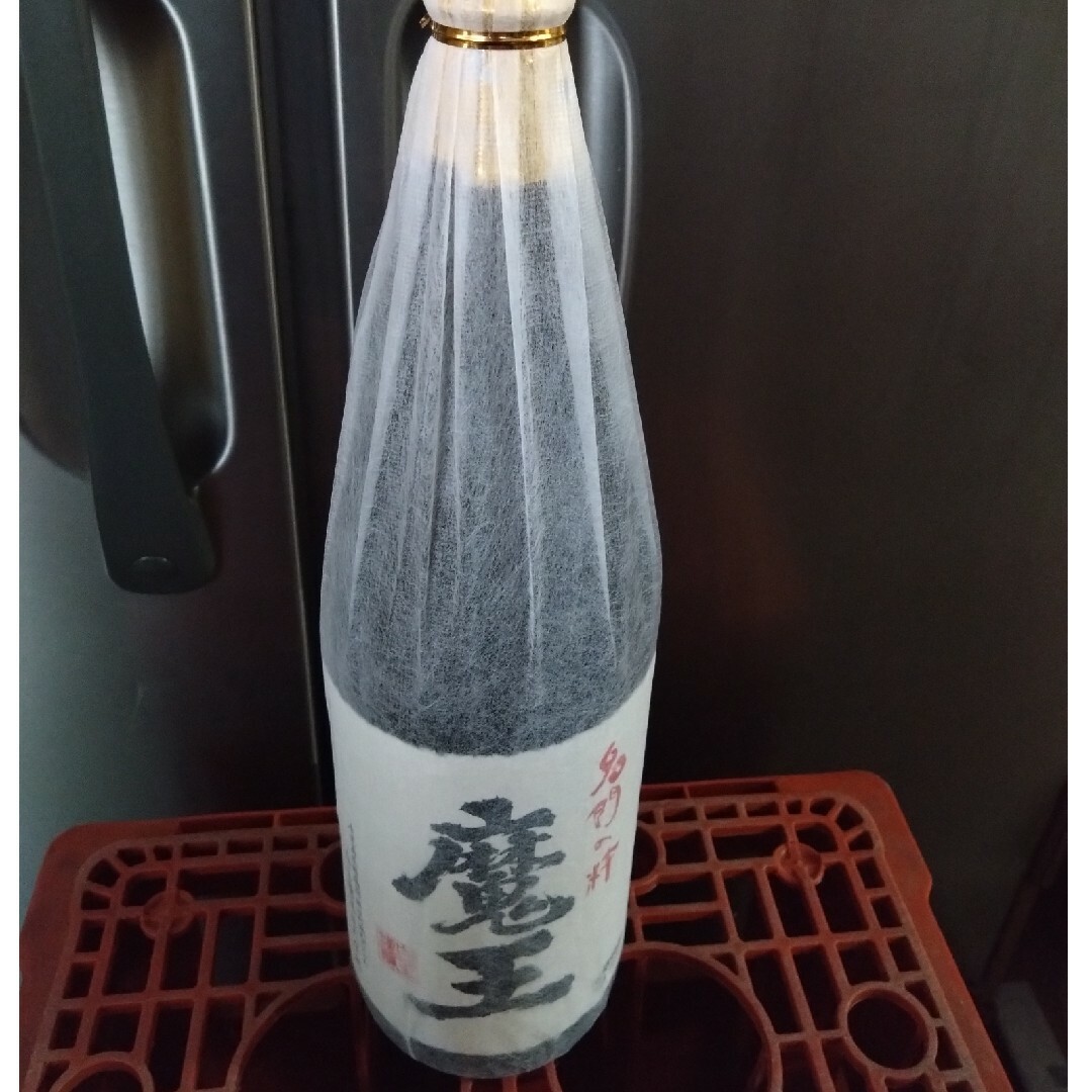 白玉醸造(シラタマジョウゾウ)の白玉醸造 魔王 芋焼酎   25度 食品/飲料/酒の酒(焼酎)の商品写真