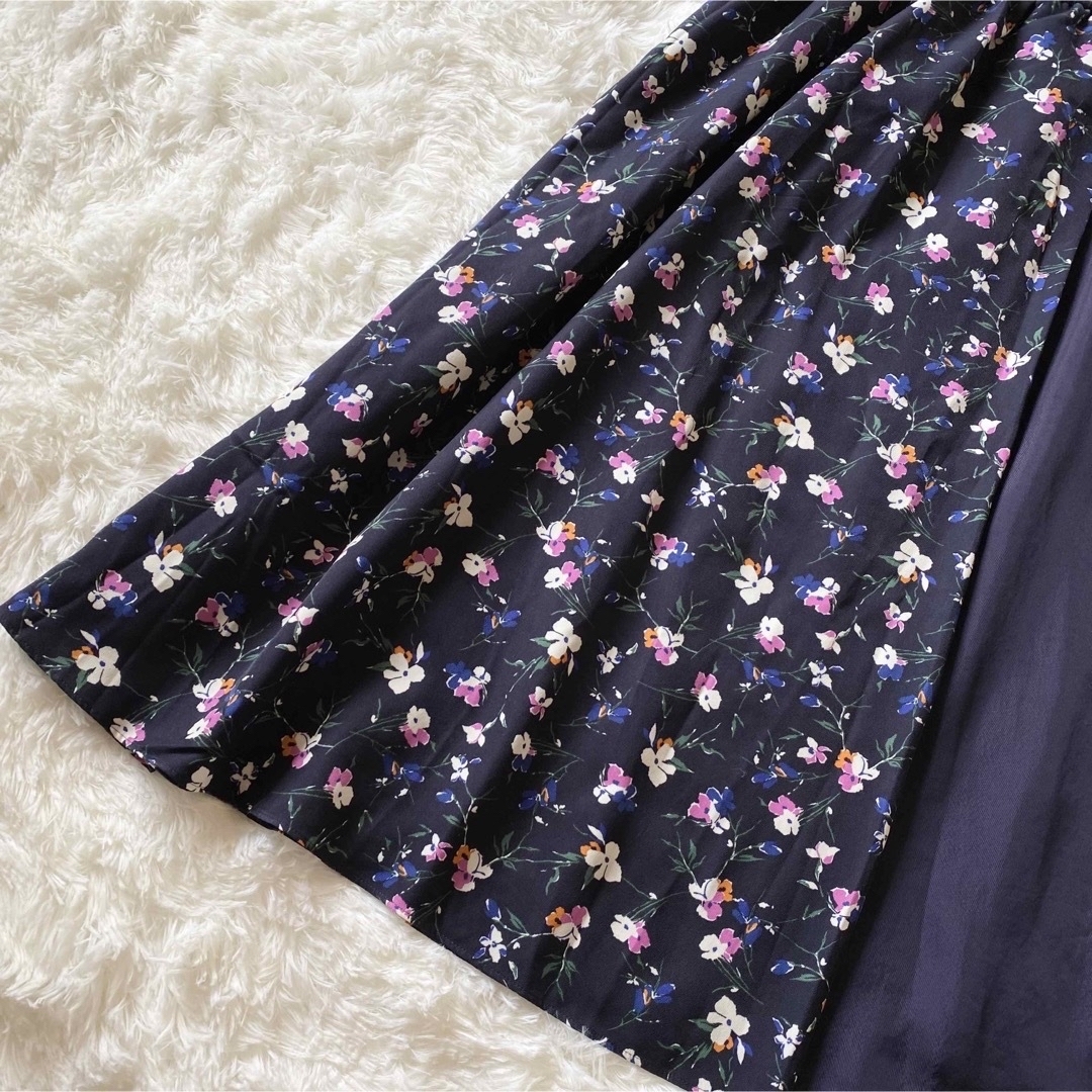 kumikyoku（組曲）(クミキョク)の組曲 KUMIKYOKU マルチフラワープリント ギャザースカート 花柄 M レディースのスカート(ロングスカート)の商品写真