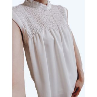 プロポーションボディドレッシング(PROPORTION BODY DRESSING)の【美品】プロポーションボディドレッシング　ノースリーブ　ブラウス　首詰まり(シャツ/ブラウス(半袖/袖なし))