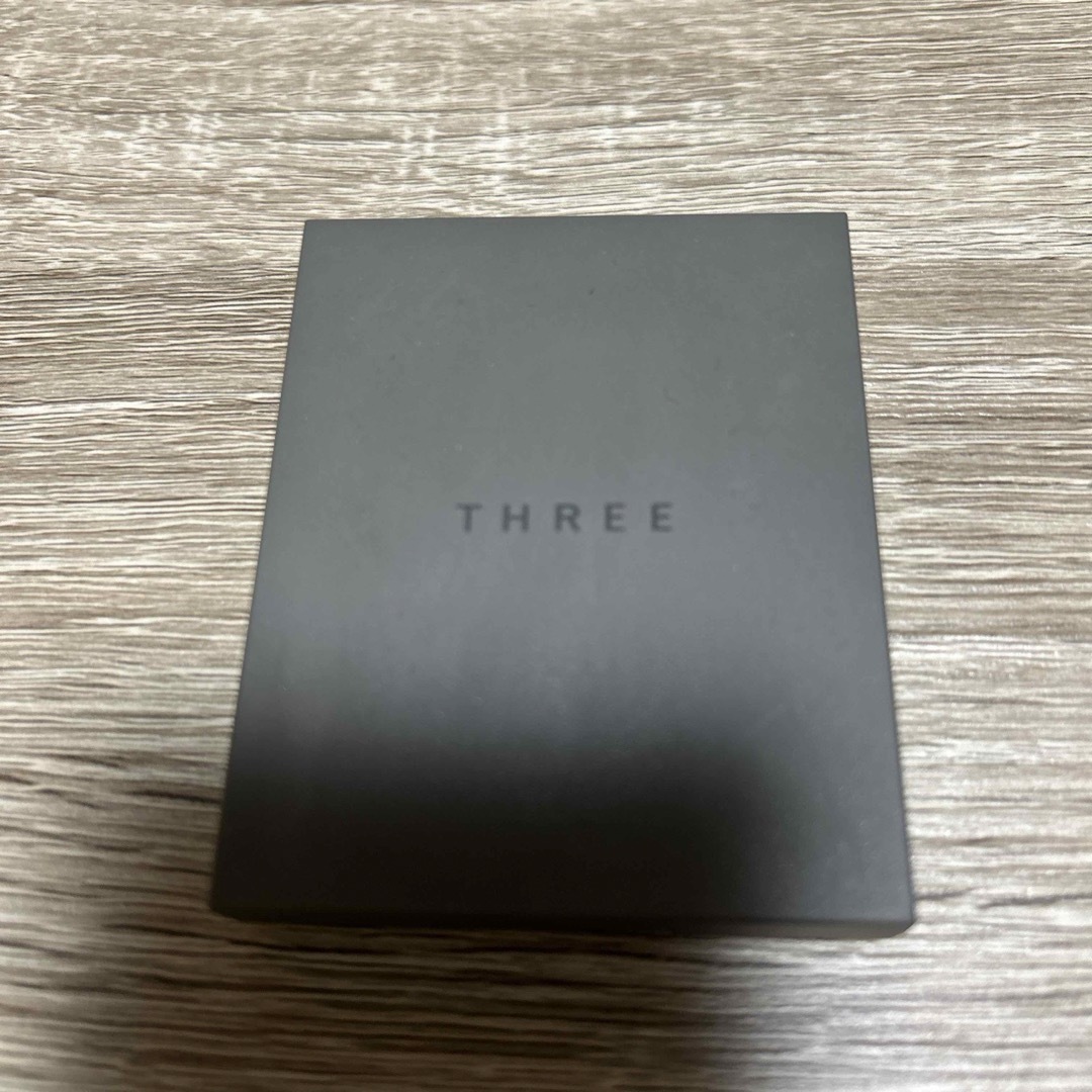 THREE(スリー)のthree シマリングデュオ コスメ/美容のベースメイク/化粧品(フェイスカラー)の商品写真