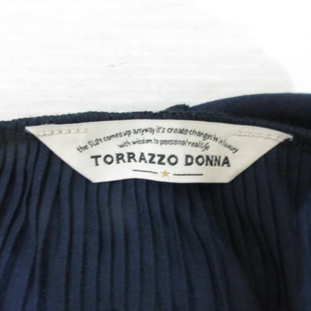 TORRAZZO DONNA(トラッゾドンナ)のトラッゾドンナ フレンチスリーブ プリーツ カットソー 紺 ネイビー レディースのトップス(カットソー(半袖/袖なし))の商品写真