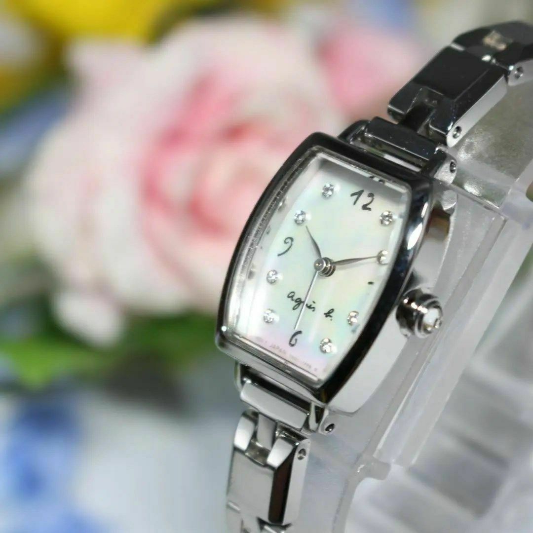 agnes b.(アニエスベー)のアニエスベー agnisb 8Pスワロフスキー スクエア シェル文字盤 腕時計 レディースのファッション小物(腕時計)の商品写真