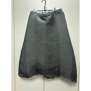 イッセイミヤケ(ISSEY MIYAKE)のイッセイミヤケコレクション　ドレスとスカートどちらでも使えます（1580）(ロングスカート)