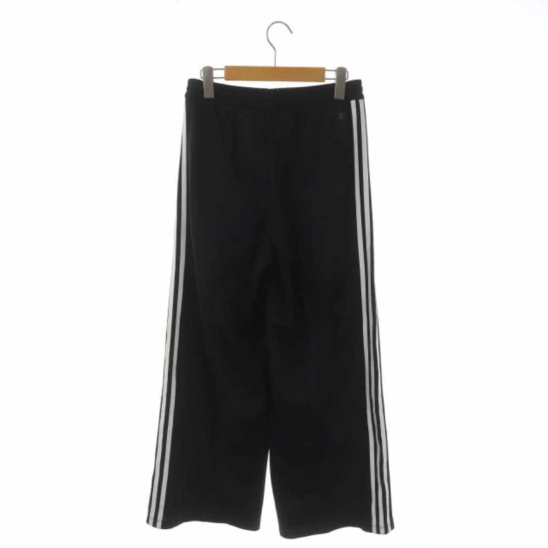 adidas(アディダス)のadidas ワイドパンツ　ジャージ　TRACKPANTS トラックパンツ  レディースのパンツ(カジュアルパンツ)の商品写真