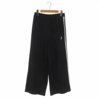 アディダス(adidas)のadidas ワイドパンツ　ジャージ　TRACKPANTS トラックパンツ (カジュアルパンツ)