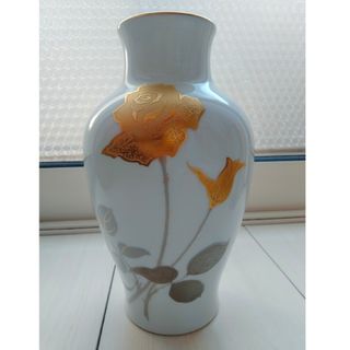 大倉陶園 OKURAの 金蝕バラ 花瓶 19cm