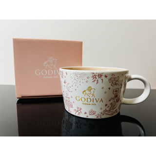 ゴディバ(GODIVA)のGODIVA 2023 バレンタイン限定マグカップ(グラス/カップ)