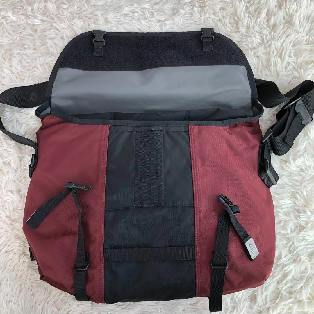 TIMBUK2(ティンバックツー)のTIMBUK2ディンバックツー　メッセンジャーバッグワインレッド赤×ブラック黒 メンズのバッグ(メッセンジャーバッグ)の商品写真