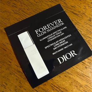 ディオール(Dior)のディオールスキンフォーエバーグロウマキシマイザー(フェイスカラー)