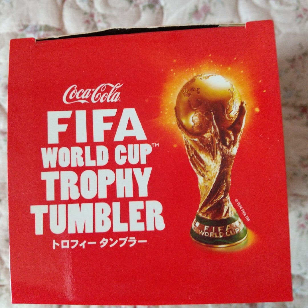 未使用品  FIFA ワールドカップ　コカコーラトロフィー タンブラー インテリア/住まい/日用品のキッチン/食器(タンブラー)の商品写真