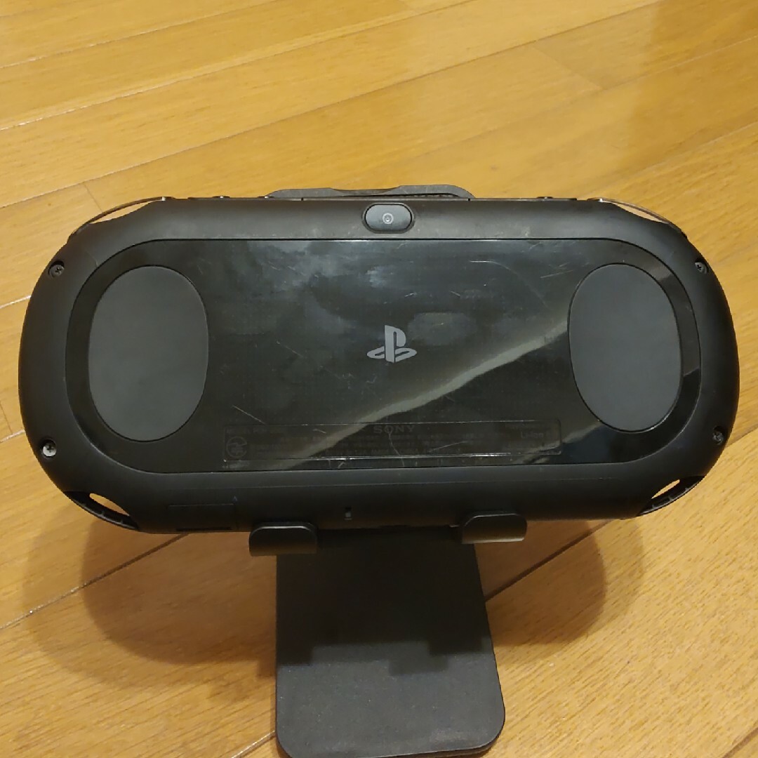 SONY(ソニー)の【訳あり動作品】PlayStation vita 2000 エンタメ/ホビーのゲームソフト/ゲーム機本体(携帯用ゲーム機本体)の商品写真