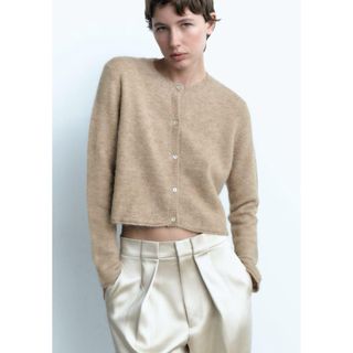 ザラ(ZARA)のZARA ウールアルパカカーディガン　ベージュ　ニット(カーディガン)