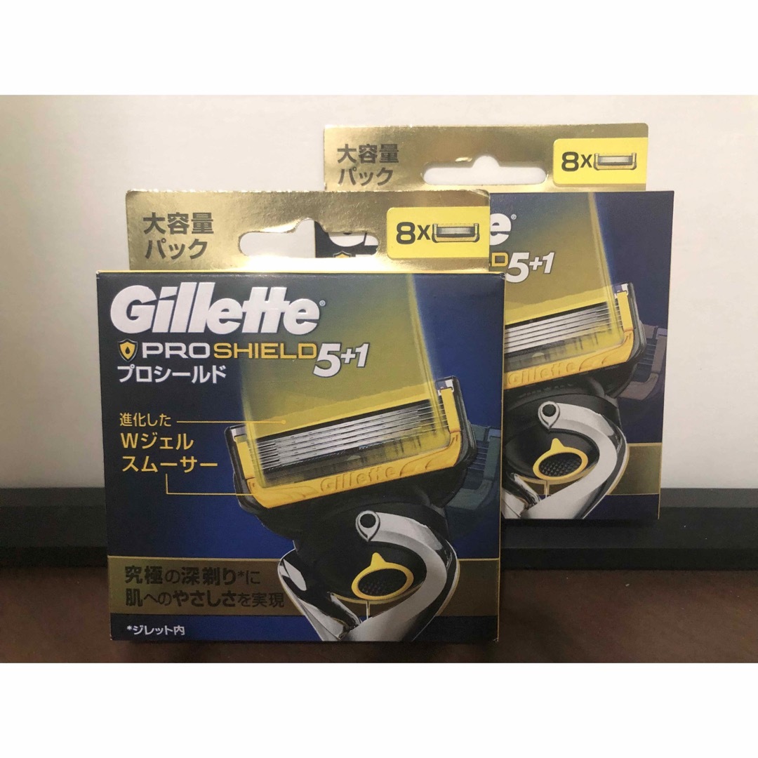 Gillette(ジレット)のGillette「プロシールド替刃8B」×2個　新品未開封 コスメ/美容のシェービング(カミソリ)の商品写真