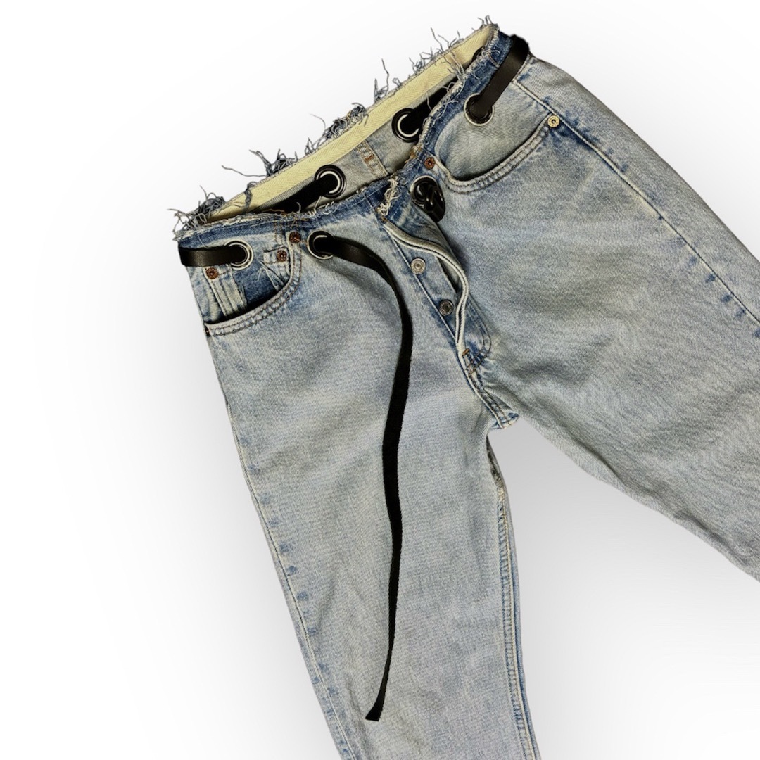 JOURNAL STANDARD(ジャーナルスタンダード)のJOURNAL STANDARD levi'sボディ リメイクデニムパンツ レディースのパンツ(デニム/ジーンズ)の商品写真