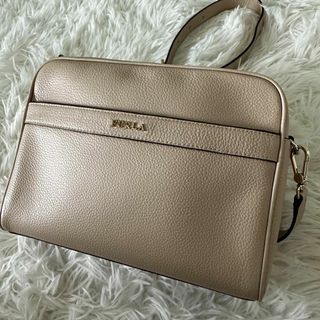 フルラ(Furla)のFURLA フルラ  ショルダーバッグ AVRIL レザー ピンクベージュ(ショルダーバッグ)