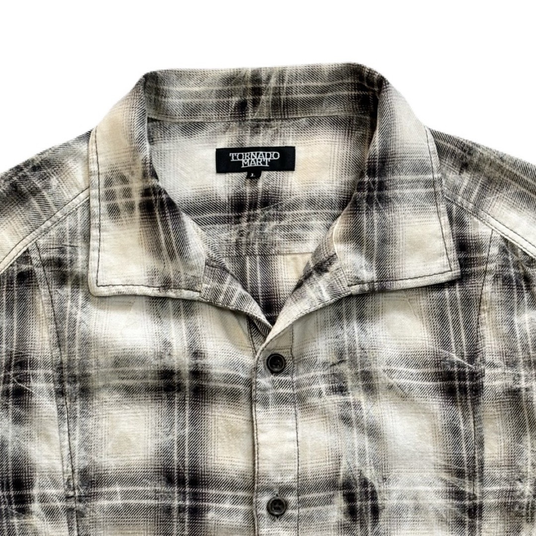 TORNADO MART(トルネードマート)のTORNADO MART イタリアンカラー オンブレチェックネルシャツ メンズのトップス(シャツ)の商品写真