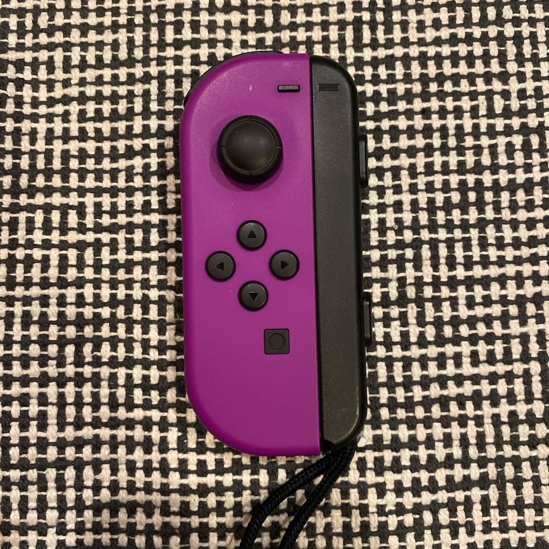 Nintendo Switch(ニンテンドースイッチ)の【Switch】Joy-Con（左のみ）ネオンパープル エンタメ/ホビーのゲームソフト/ゲーム機本体(その他)の商品写真