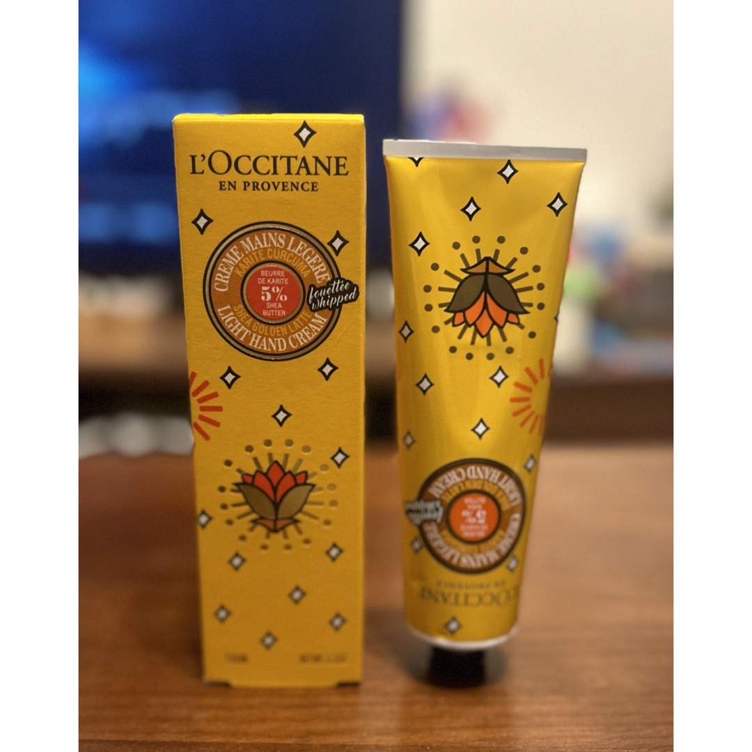 L'OCCITANE(ロクシタン)の未使用 ロクシタン スノーSHハンドクリーム コスメ/美容のボディケア(ハンドクリーム)の商品写真