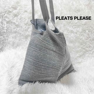 プリーツプリーズイッセイミヤケ(PLEATS PLEASE ISSEY MIYAKE)の【極美品】プリーツプリーズ　イッセイミヤケ　トートバッグ(匿名配送)(トートバッグ)