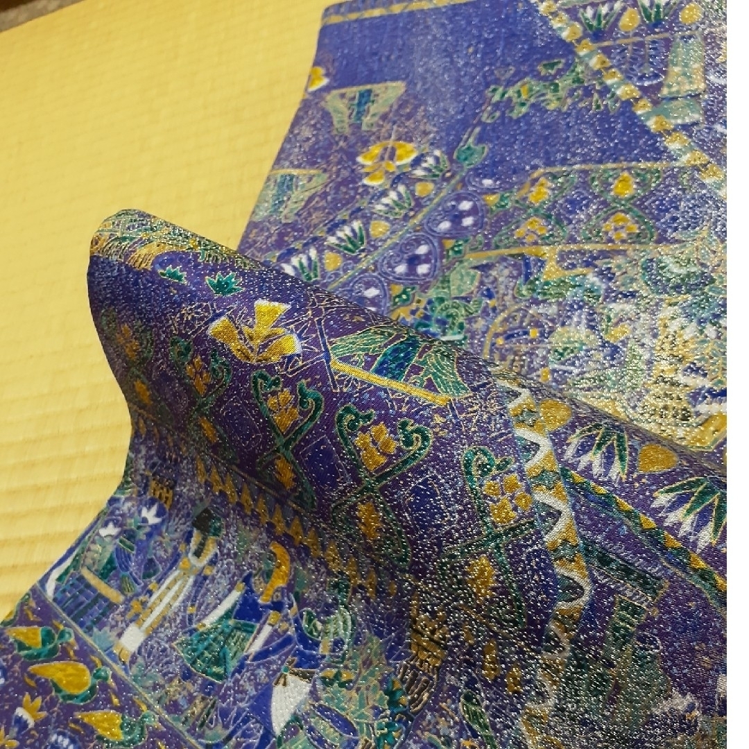 袋帯　染め　紫　エジプト紋様 レディースの水着/浴衣(帯)の商品写真