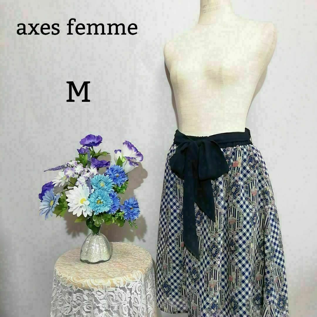 axes femme(アクシーズファム)のアクシーズファム　極上美品　膝丈スカート　Mサイズ　花柄系 レディースのスカート(ひざ丈スカート)の商品写真
