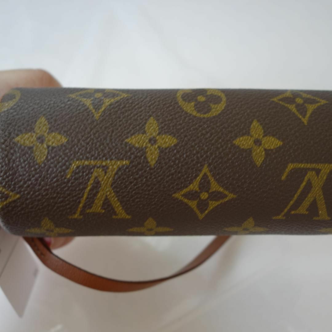 LOUIS VUITTON(ルイヴィトン)の★極美品★　ルイヴィトン　モノグラム　パピヨン用ポーチ レディースのファッション小物(ポーチ)の商品写真