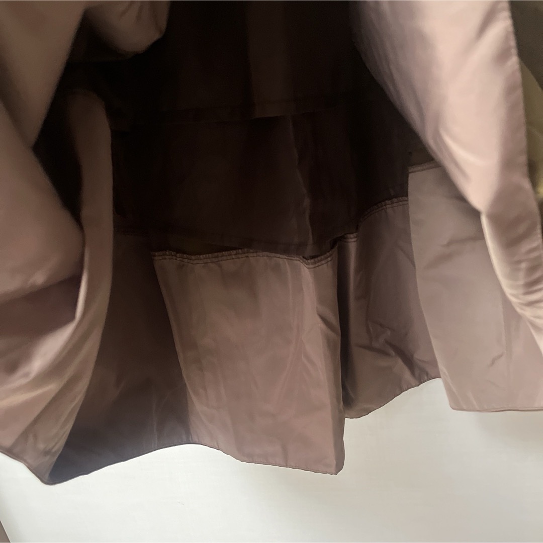 【かなり美品！】muller アシンメトリースカート　カーキ　オフィスカジュアル レディースのスカート(ひざ丈スカート)の商品写真