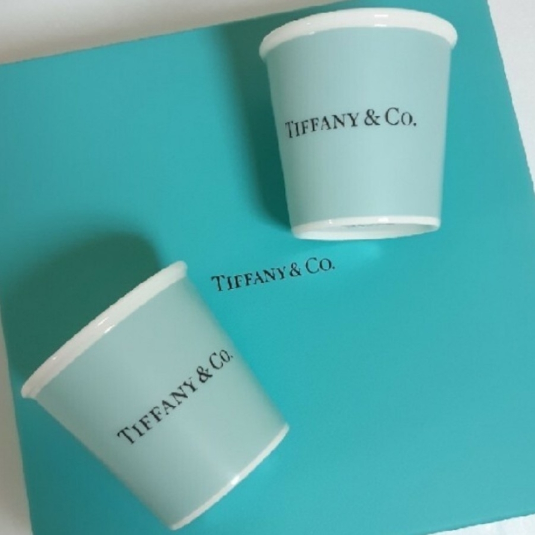 Tiffany & Co.(ティファニー)のティファニー エスプレッソW ペーパー カップ ボーンチャイナ (2個) インテリア/住まい/日用品のキッチン/食器(食器)の商品写真