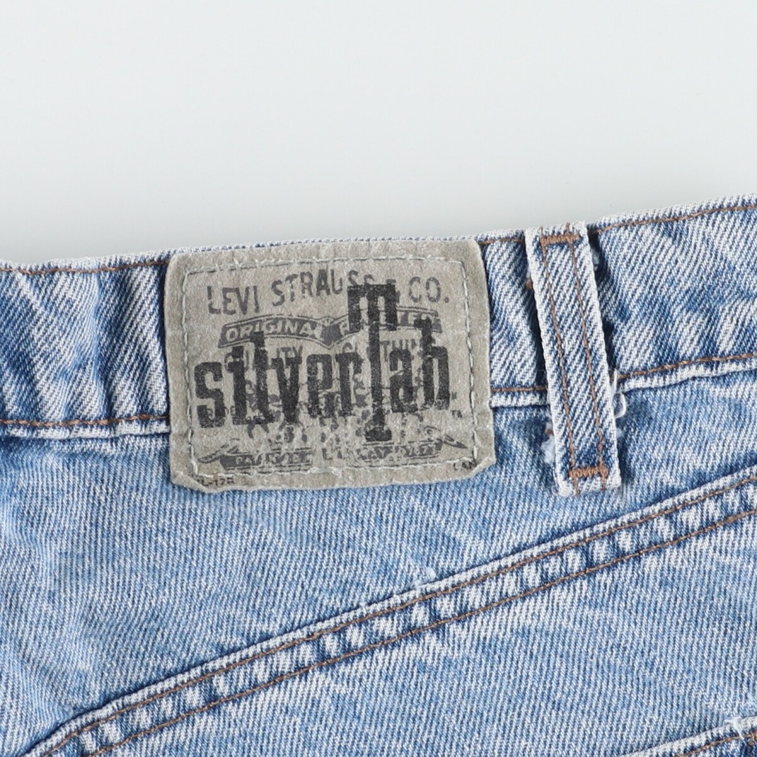 Levi's(リーバイス)の古着 90年代 リーバイス Levi's SILVER TAB シルバータブ RELAXED デニムショーツ ショートパンツ USA製 メンズw30 /eaa382476 メンズのパンツ(ショートパンツ)の商品写真