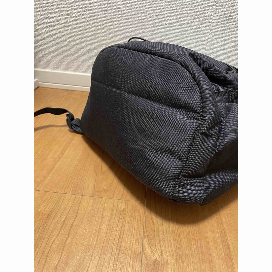NIKE(ナイキ)の美品　ナイキ　バッグパック　黒　ロゴ　リュックサック メンズのバッグ(バッグパック/リュック)の商品写真