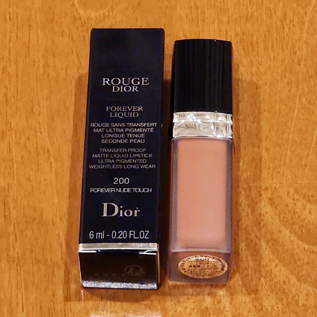 Dior(ディオール)のルージュディオール　フォーエヴァーリキッド　リップ　200 コスメ/美容のベースメイク/化粧品(口紅)の商品写真