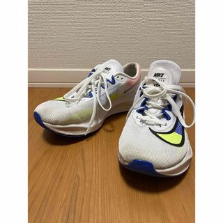 ナイキ(NIKE)のナイキ　ズームフライ5 スニーカー　ランニングシューズ　白(シューズ)