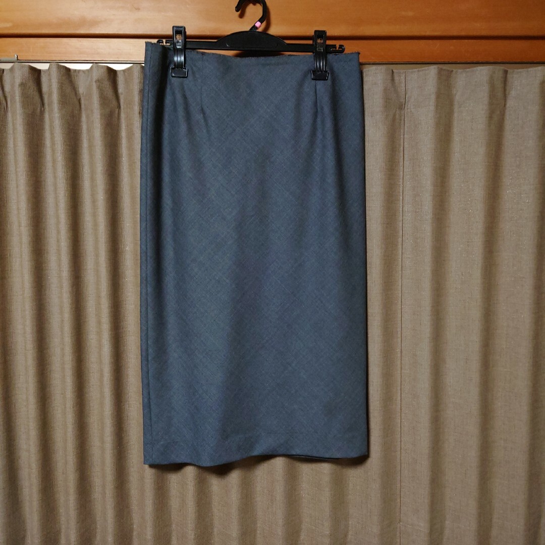 L'Appartement DEUXIEME CLASSE(アパルトモンドゥーズィエムクラス)の試着のみ　アパルトモン　ローウエストスカート レディースのスカート(ひざ丈スカート)の商品写真