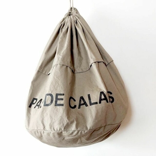 パドカレ(pas de calais)の新品 パドカレ✨ロゴ ドローストリングバッグ 巾着バッグ エコバッグ(ショルダーバッグ)