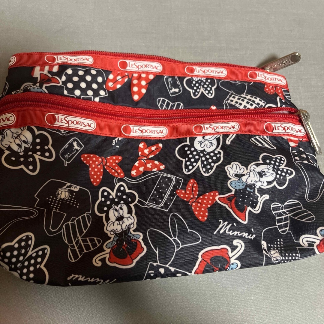 LeSportsac(レスポートサック)のレスポートサック　ミニーちゃん　ミニーズクローゼット柄　ポーチ　ディズニー レディースのファッション小物(ポーチ)の商品写真