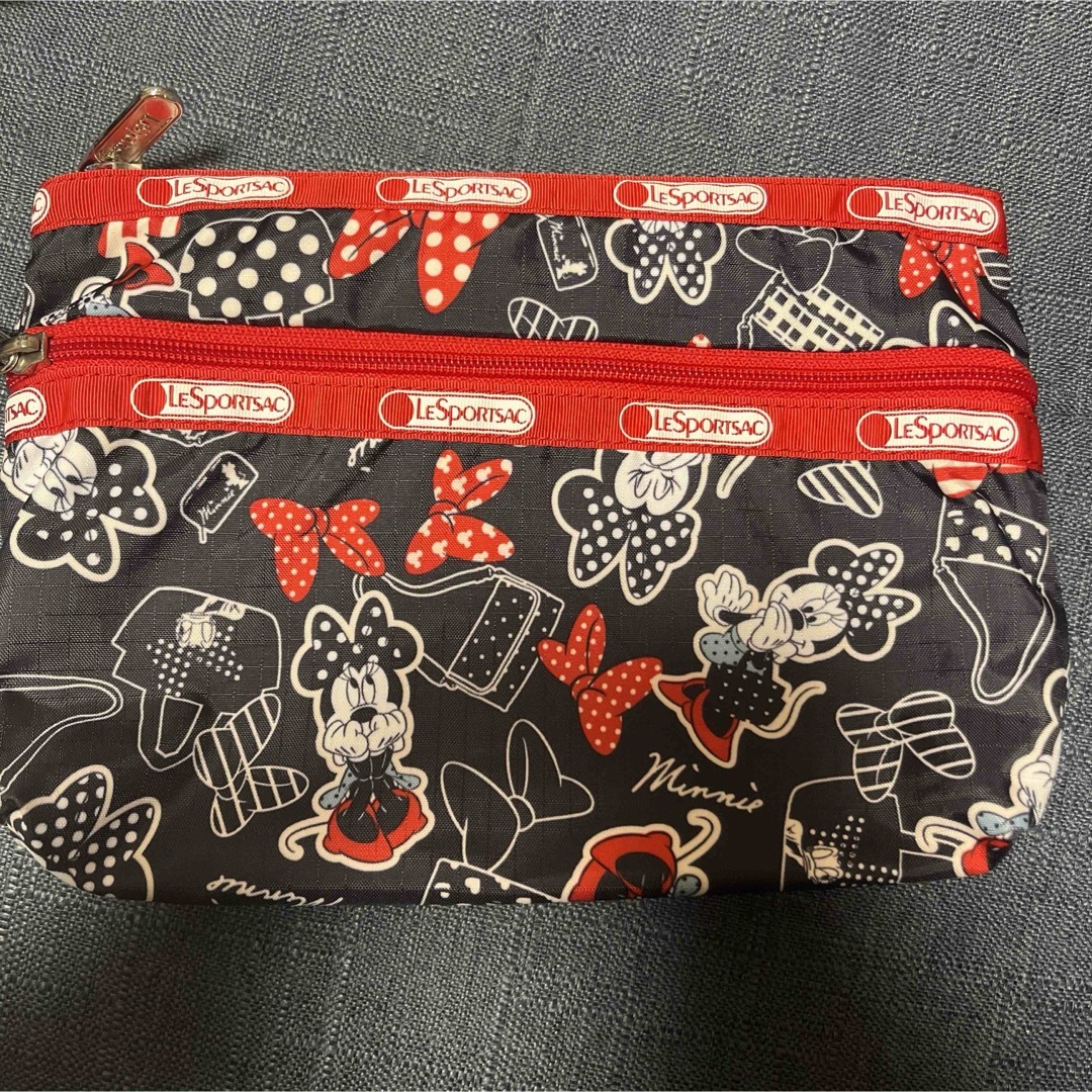 LeSportsac(レスポートサック)のレスポートサック　ミニーちゃん　ミニーズクローゼット柄　ポーチ　ディズニー レディースのファッション小物(ポーチ)の商品写真