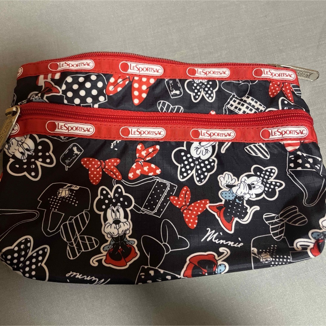 LeSportsac(レスポートサック)のレスポートサック　ミニーちゃん　ミニーズクローゼット柄　ポーチ　ディズニー レディースのファッション小物(ポーチ)の商品写真