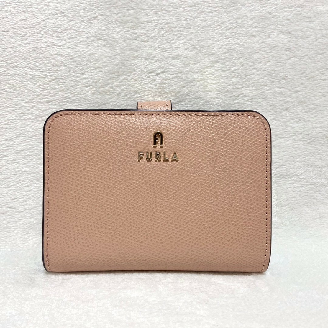 Furla(フルラ)の極美品　フルラ　カメリア　S  スモール　二つ折り財布　バイカラー　ベージュ レディースのファッション小物(財布)の商品写真