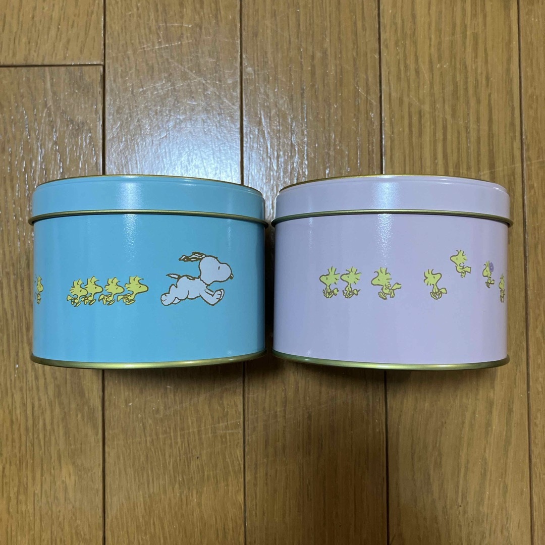 SNOOPY(スヌーピー)のスヌーピー　缶 エンタメ/ホビーのおもちゃ/ぬいぐるみ(キャラクターグッズ)の商品写真